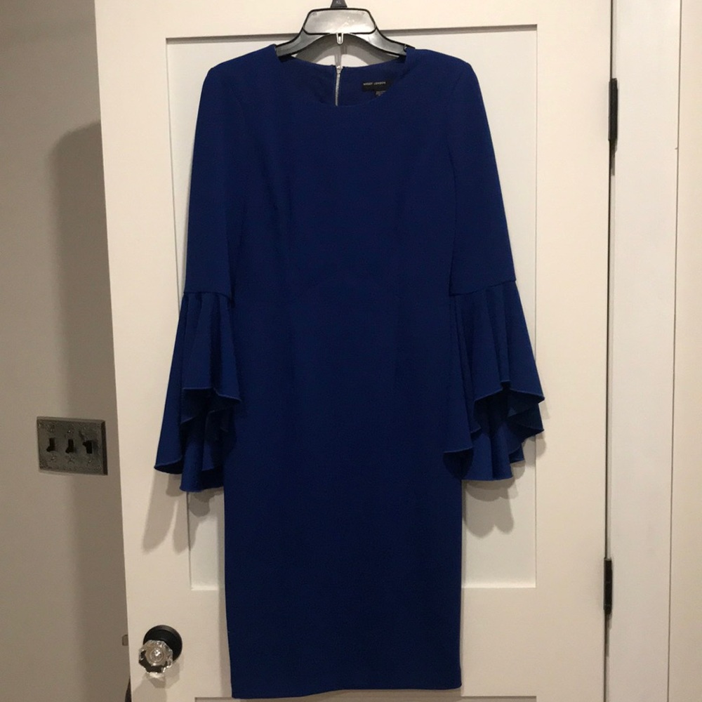 Maggy London ruffle flair sleeve dress